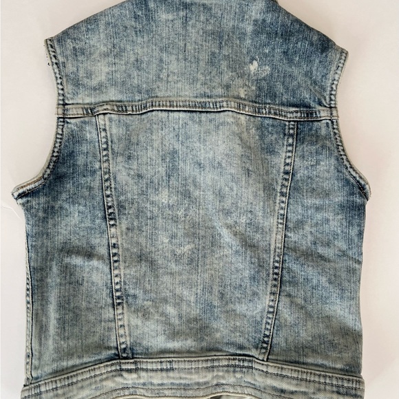 Girls GAP acid-wash distressed denim/jean vest size 8/9 - Picture 4 of 5